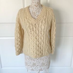 1950s Vintage Strawbridge & Clothier Hand Knit Made in Italy Wool Sweater, Sz M